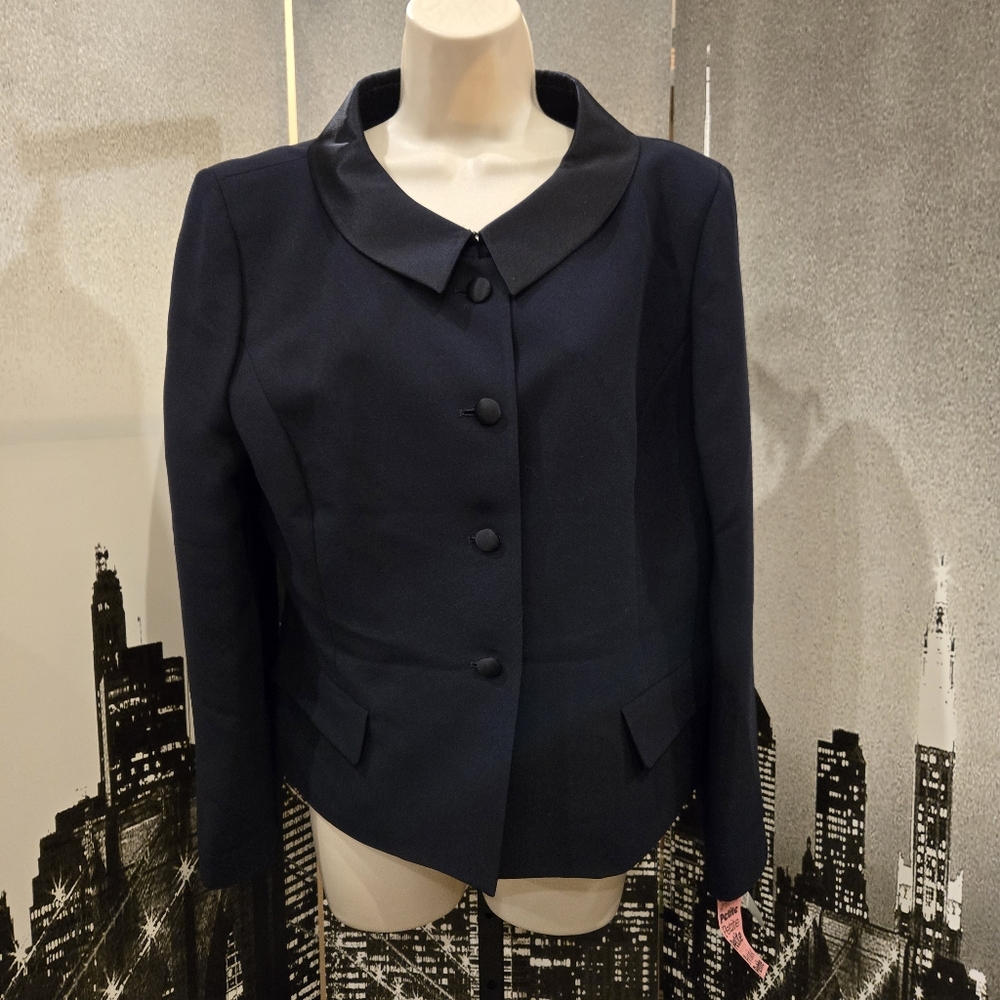 Kasper New with tags Size 16P Navy Suit Jacket With black satin coller/buttons